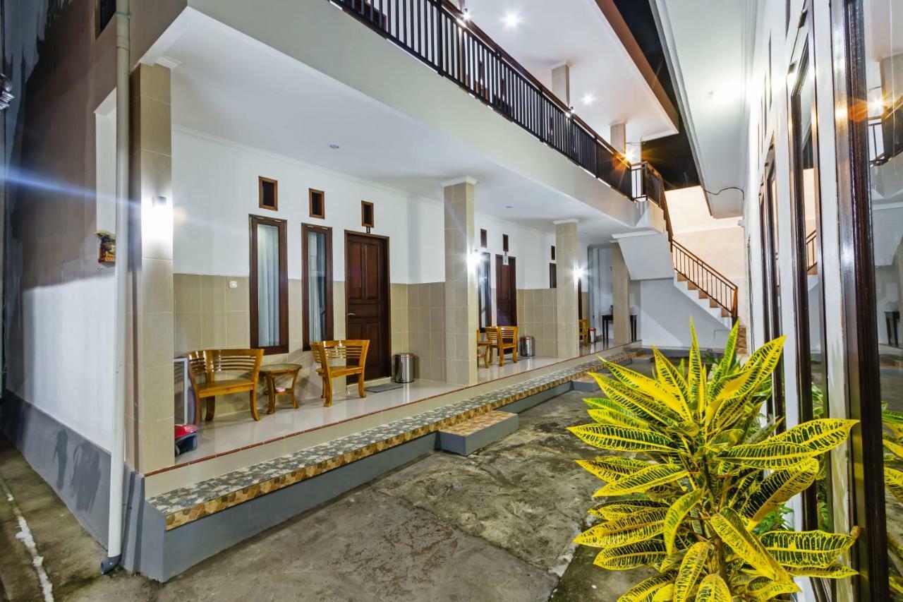 Arie Guest House Sakti Buitenkant foto