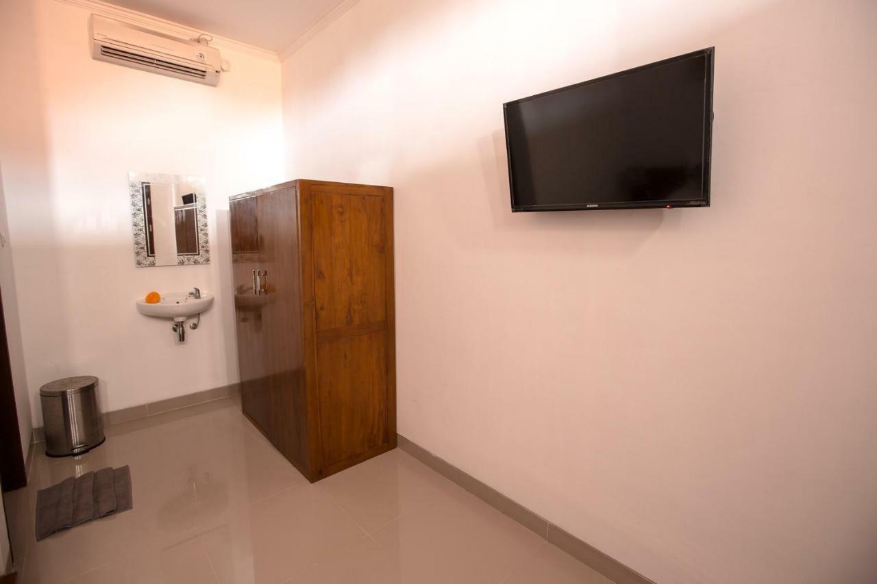 Arie Guest House Sakti Buitenkant foto